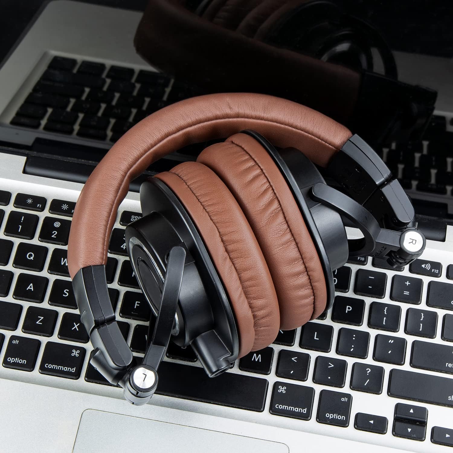 SOULWIT Earpads for Audio-Technica ATH M50, M50X, M50XBT, M50XBT2, M50XSTS, M40x, M30x, M20xBT, M20X, SX1, MSR7 Monitor - Protein Leather