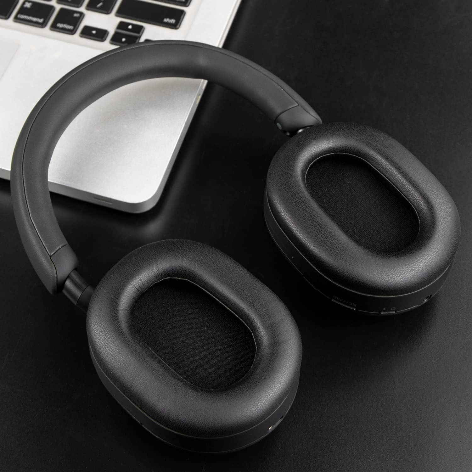 SOULWIT Earpads for Sony WH-1000XM5 - Protein Leather